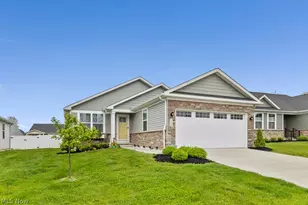 998 Sunrise Wy, Akron, OH 44312 - Photo 2