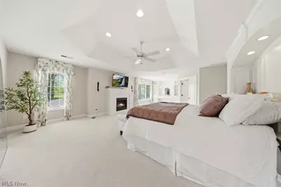 32461 Legacy Pointe Parkway, Avon Lake, OH 44012 - Photo 20