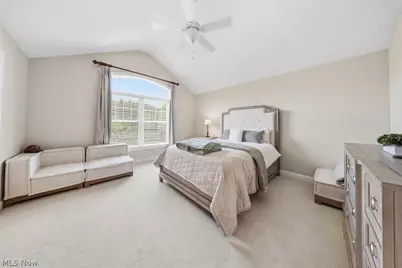 32461 Legacy Pointe Parkway, Avon Lake, OH 44012 - Photo 26