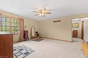 6962 Mapleridge Cir NW, Canton, OH 44718 - Photo 20
