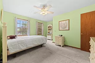 6962 Mapleridge Cir NW, Canton, OH 44718 - Photo 26