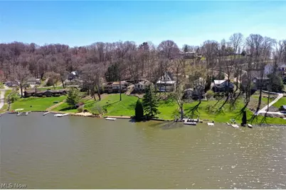 166 Cheyenne Trail, Malvern, OH 44644 - Photo 6
