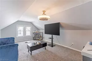 5264 E 117th St, Garfield Heights, OH 44125 - Photo 12