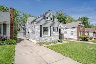 5264 E 117th St, Garfield Heights, OH 44125 - Photo 2