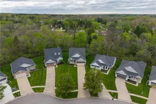 10500 W Ravine View Ct, North Royalton, OH 44133 - Photo 10
