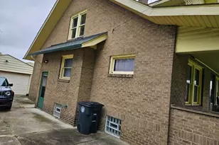 2293 Quayle Dr, Akron, OH 44312 - Photo 2