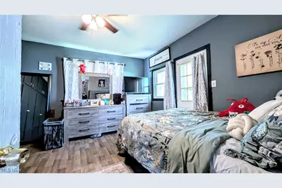 406 E Main Road, Conneaut, OH 44030 - Photo 12