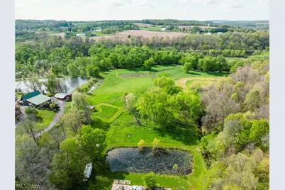 8480 Possum Hollow Road NW, Dundee, OH 44624 - Photo 4