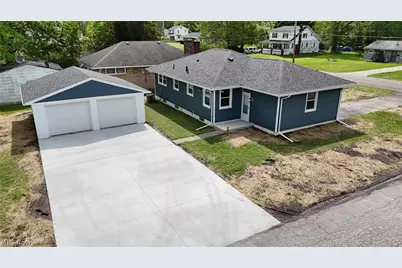 2502 Stocker Avenue, Youngstown, OH 44505 - Photo 4