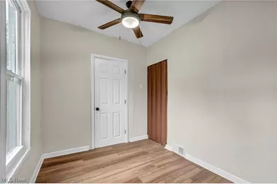 262 E Walnut Street, Wadsworth, OH 44281 - Photo 32