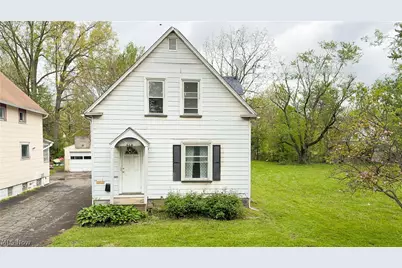 642 Parkman Road NW, Warren, OH 44485 - Photo 1