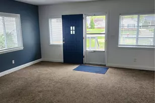 20680 Belvidere Ave, Fairview Park, OH 44126 - Photo 2