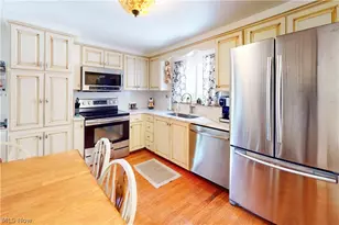 2711 Whitehaven Blvd, Steubenville, OH 43952 - Photo 8