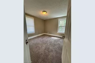 364 Ira Avenue, Akron, OH 44301 - Photo 8