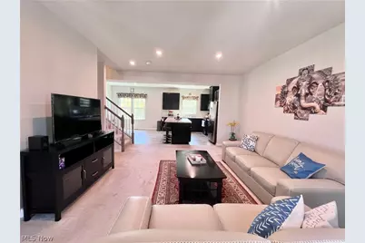 4025 N Steels Circle, Stow, OH 44224 - Photo 4