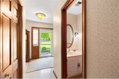 32696 Surrey Lane, Avon Lake, OH 44012 - Photo 16
