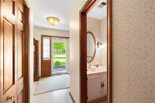 32696 Surrey Ln, Avon Lake, OH 44012 - Photo 16