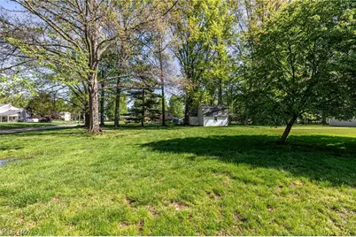 32696 Surrey Lane, Avon Lake, OH 44012 - Photo 14
