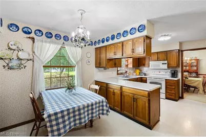 32696 Surrey Lane, Avon Lake, OH 44012 - Photo 24