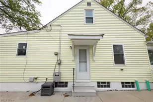 241 Inwood Blvd, Avon Lake, OH 44012 - Photo 12