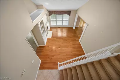 407 Clearbrook Drive, Avon Lake, OH 44012 - Photo 32