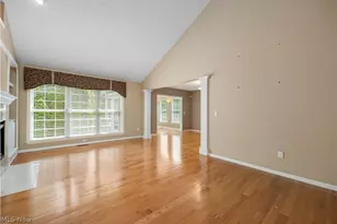 407 Clearbrook Dr, Avon Lake, OH 44012 - Photo 8