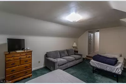 455 Redondo Road, Youngstown, OH 44504 - Photo 34