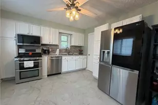 4219 Brockley Ave, Sheffield Lake, OH 44054 - Photo 14