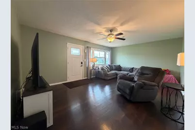 4219 Brockley Avenue, Sheffield Lake, OH 44054 - Photo 18