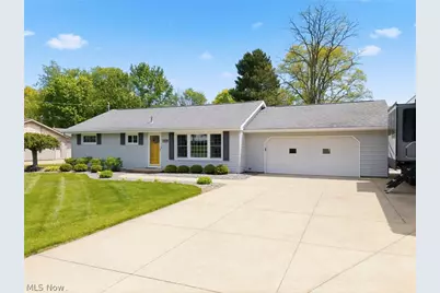 10930 Heltman Avenue NE, Alliance, OH 44601 - Photo 2