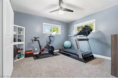 10930 Heltman Avenue NE, Alliance, OH 44601 - Photo 18