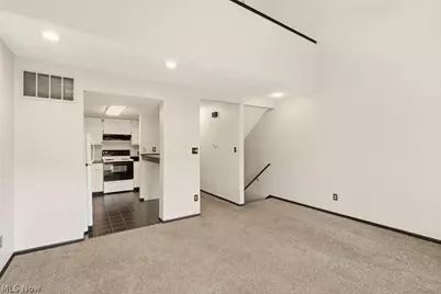 614 James Avenue #6A, Cuyahoga Falls, OH 44221 - Photo 6