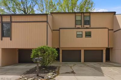 614 James Avenue #6A, Cuyahoga Falls, OH 44221 - Photo 1