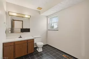 614 James Ave, Cuyahoga Falls, OH 44221 - Photo 12
