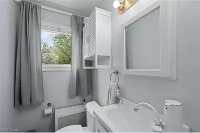 956 Englewood Road, Cleveland Heights, OH 44121 - Photo 12