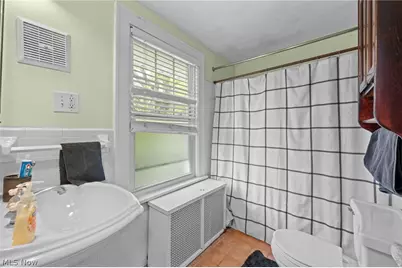 956 Englewood Road, Cleveland Heights, OH 44121 - Photo 18