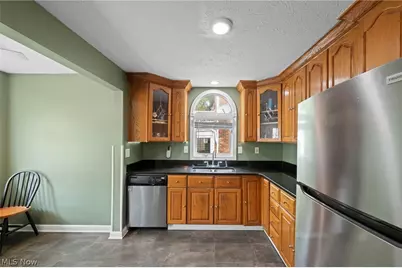 956 Englewood Road, Cleveland Heights, OH 44121 - Photo 6
