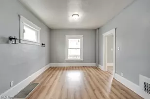 821 19th St NW, Canton, OH 44709 - Photo 8