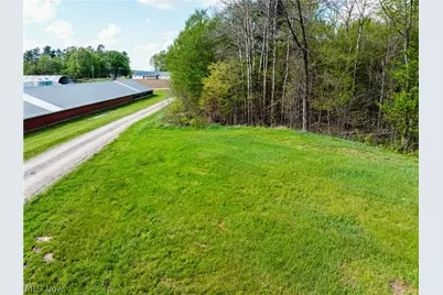 8089 Nebraska Road NW, Dundee, OH 44624 - Photo 6