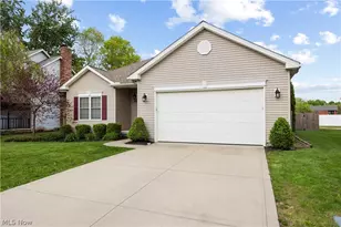107 Loyola Dr, Elyria, OH 44035 - Photo 2