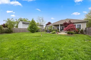 107 Loyola Dr, Elyria, OH 44035 - Photo 42