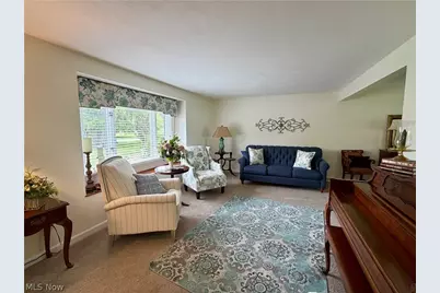 875 Princeton Avenue, Amherst, OH 44001 - Photo 4