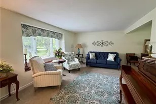 875 Princeton Ave, Amherst, OH 44001 - Photo 4