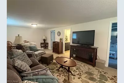 875 Princeton Avenue, Amherst, OH 44001 - Photo 28