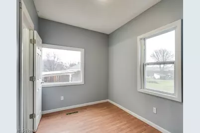 1607 9th Street SW, Canton, OH 44706 - Photo 12