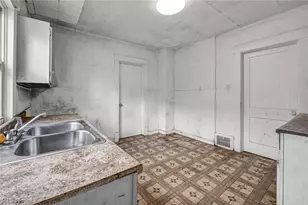 132 Irondale St, Elyria, OH 44035 - Photo 10