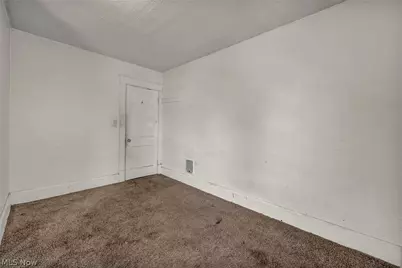 132 Irondale Street, Elyria, OH 44035 - Photo 28