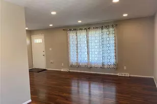 14144 Lisa Dr, Maple Heights, OH 44137 - Photo 6