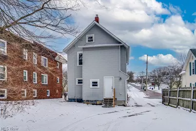 2100 12th Street SW, Akron, OH 44314 - Photo 4