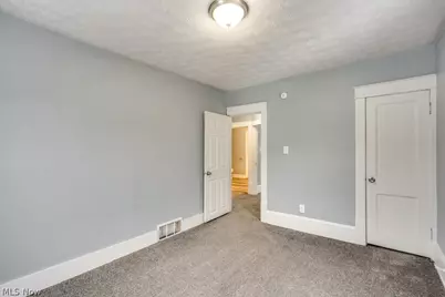 2100 12th Street SW, Akron, OH 44314 - Photo 28